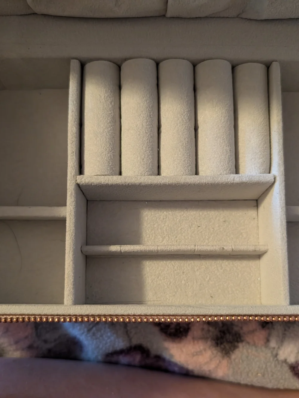 N/A compact jewelry
